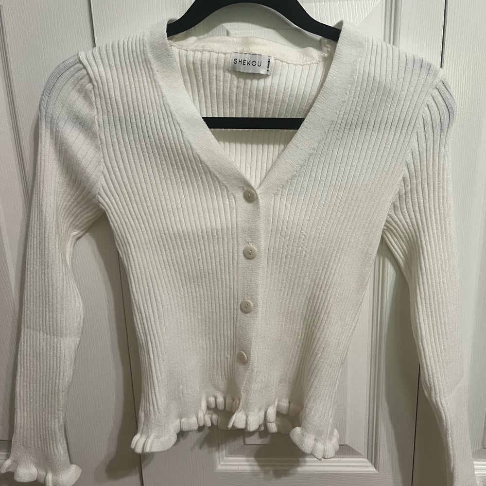 Shekou XS white, button-up sweater